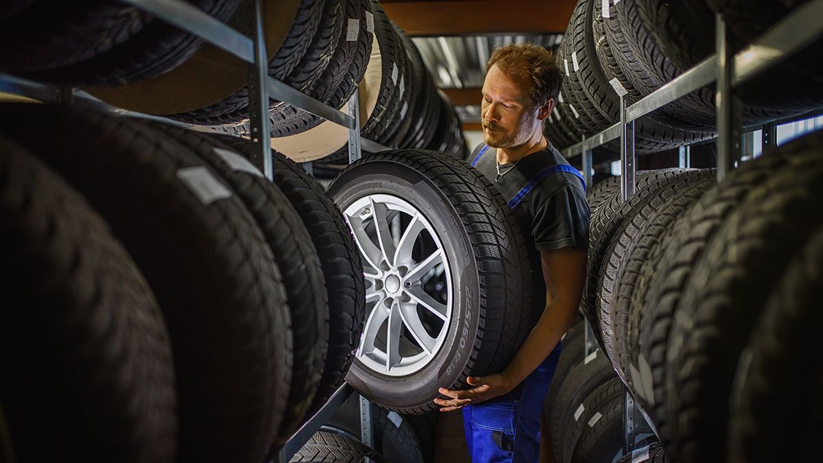 Зимняя резина не предназначена для езды в летнее время Зимняя резина не предназначена для езды в летнее время