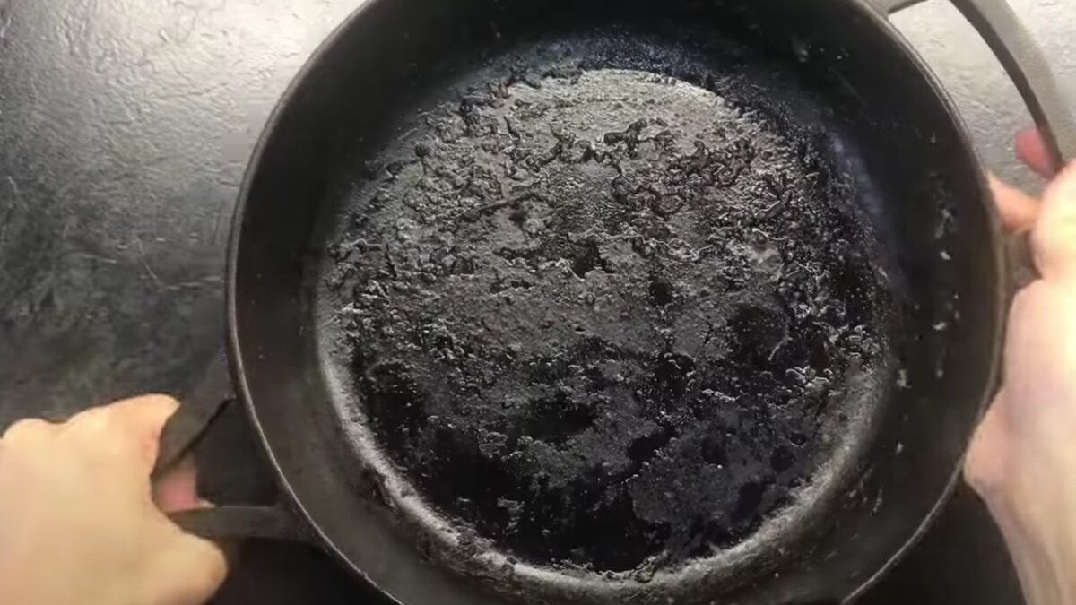 Сковорідку можна відмити легко Сковорідку можна відмити легко