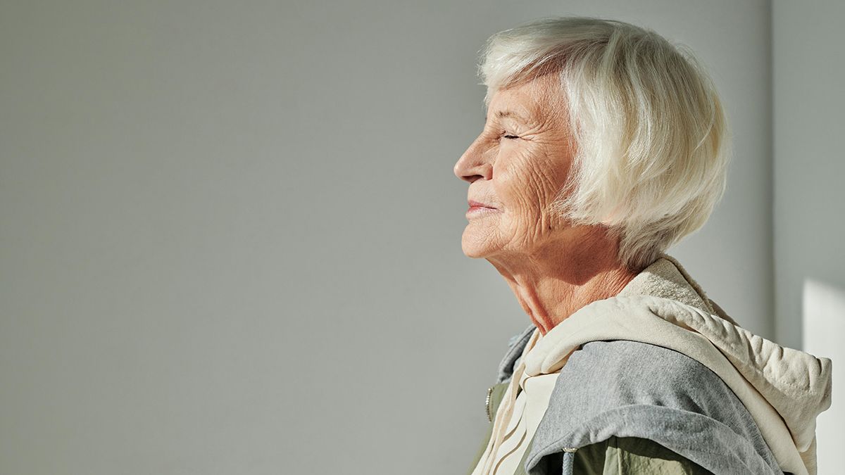 Шавлія здатна затонувати сивину Шавлія здатна затонувати сивину