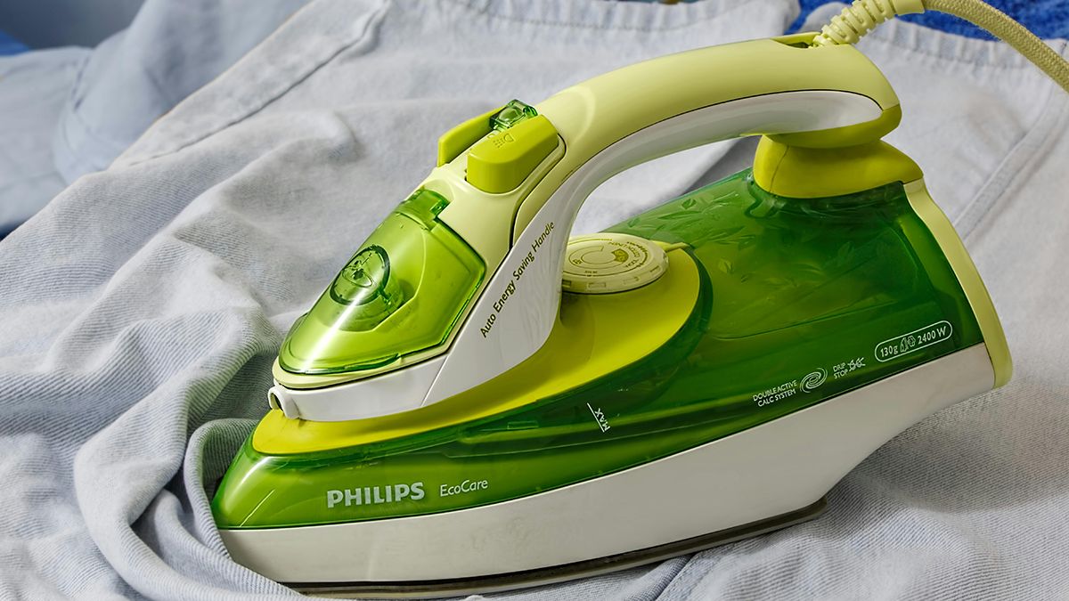 Лайфхаки глажки одежды без утюга Лайфхаки глажки одежды без утюга