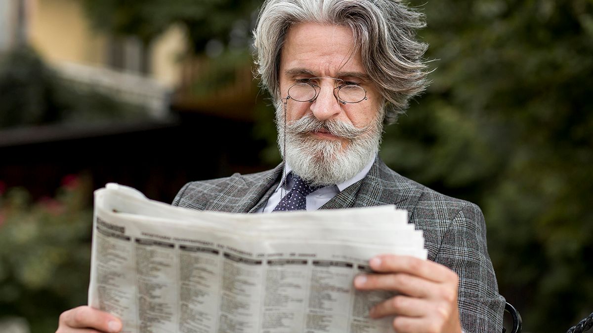 Старые газеты не стоит выбрасывать Старые газеты не стоит выбрасывать