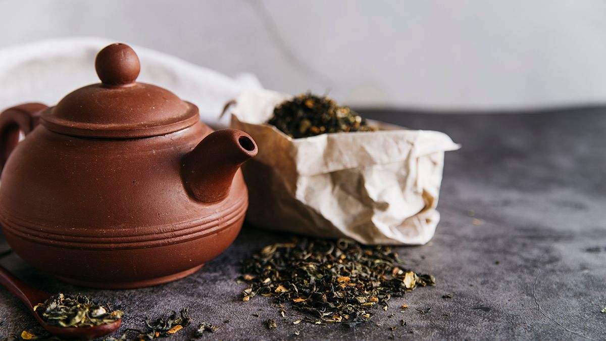 Чайная заварка полезно влияет на растения