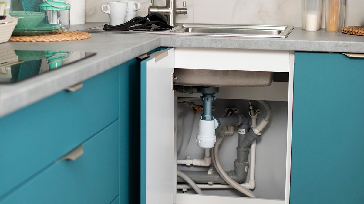 Агресивна хімія псує стан труб Агресивна хімія псує стан труб