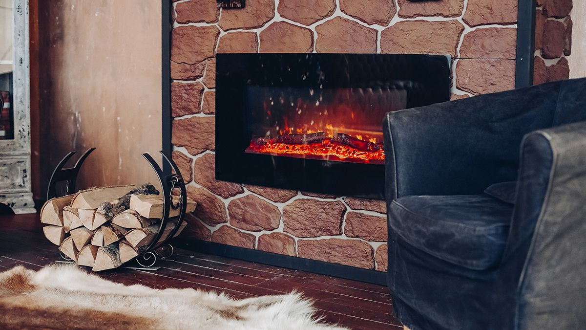 Почистить камин от сажи достаточно просто