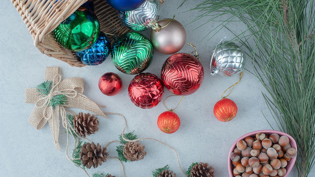 Святкові прикраси, які можна купити на секонді