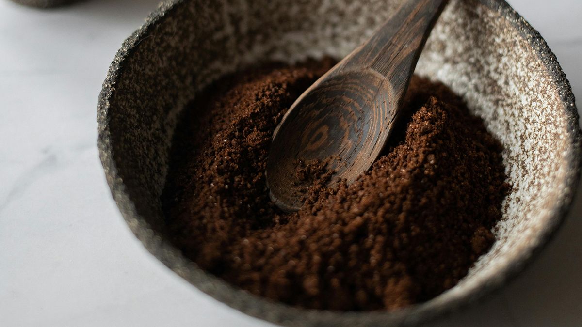 Кавова гуща відлякує павуків Кавова гуща відлякує павуків