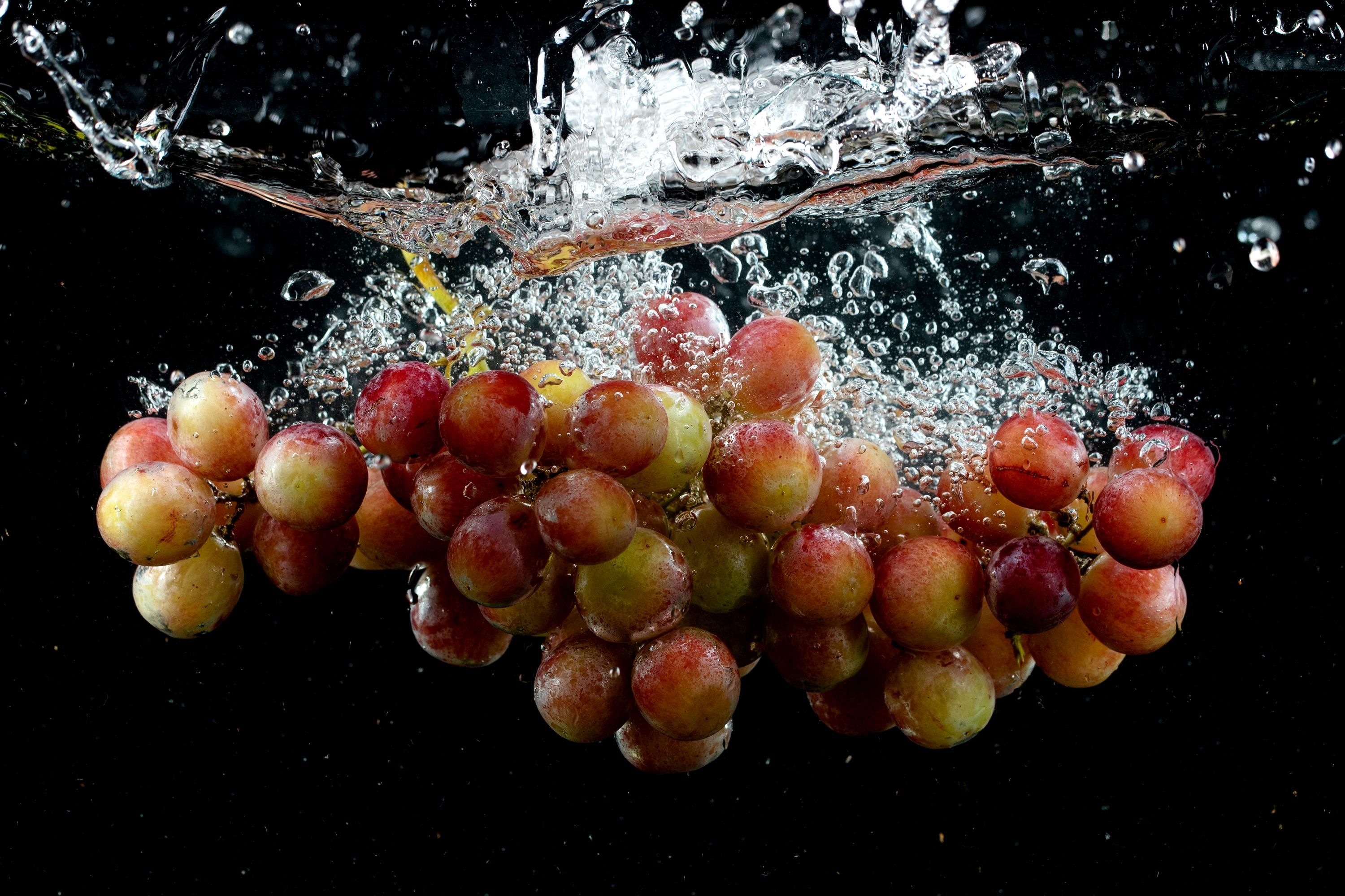 Виноград треба обов'язково мити Виноград треба обов'язково мити