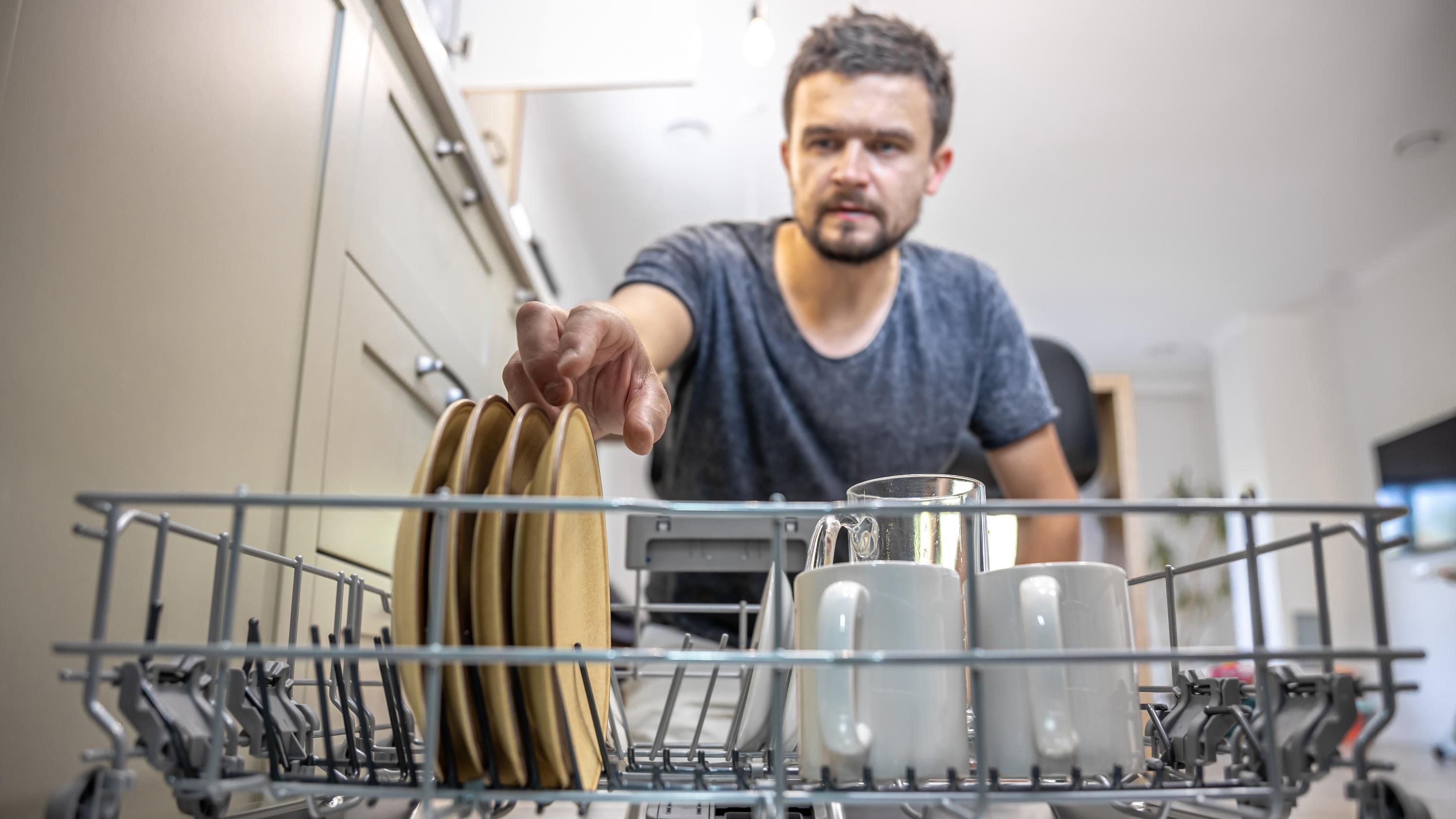 Лайфхаки с посудомоечной машиной, которые большинство не знает Лайфхаки с посудомоечной машиной, которые большинство не знает