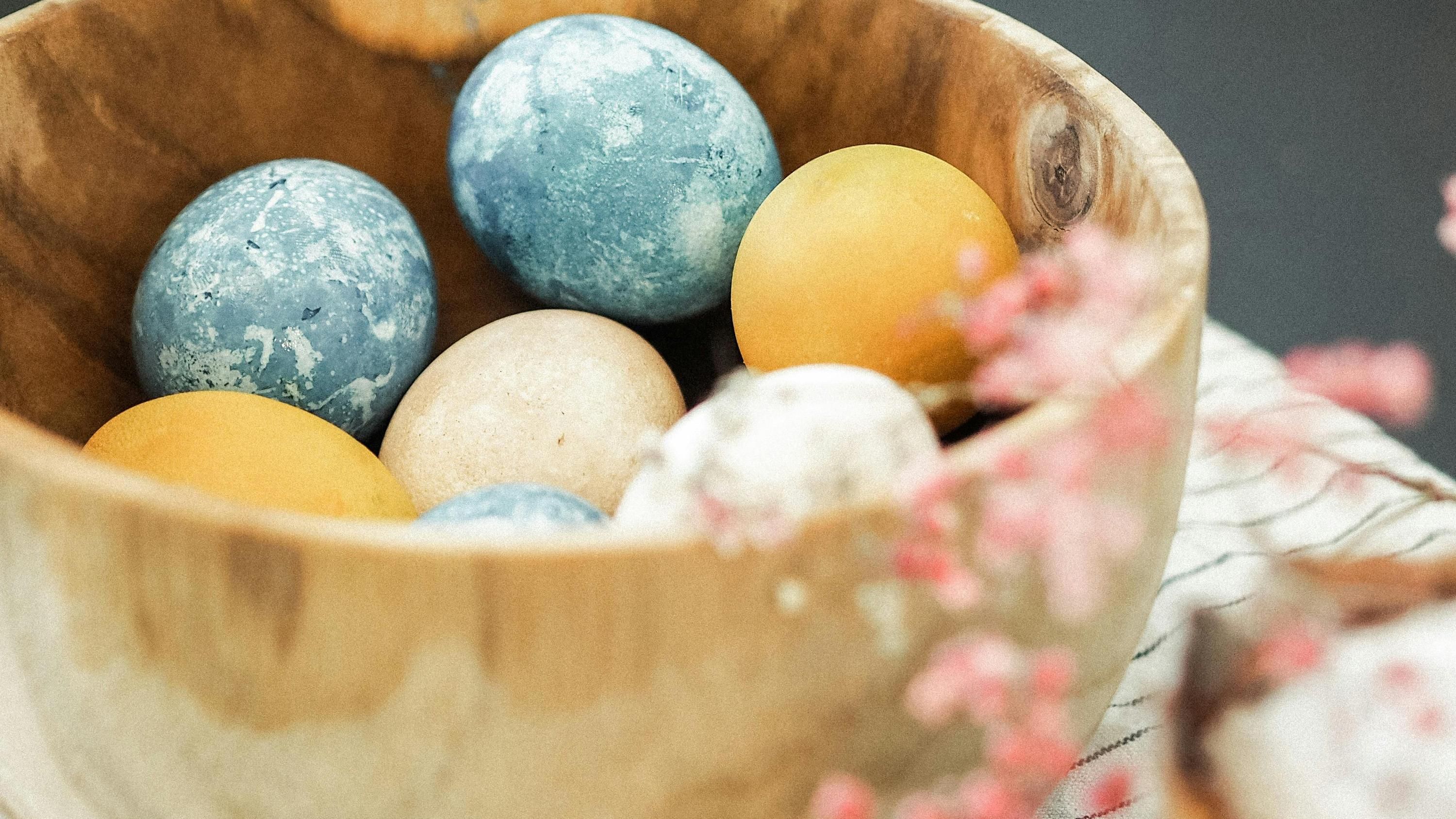 Простий спосіб створення мармурових яєць Простий спосіб створення мармурових яєць