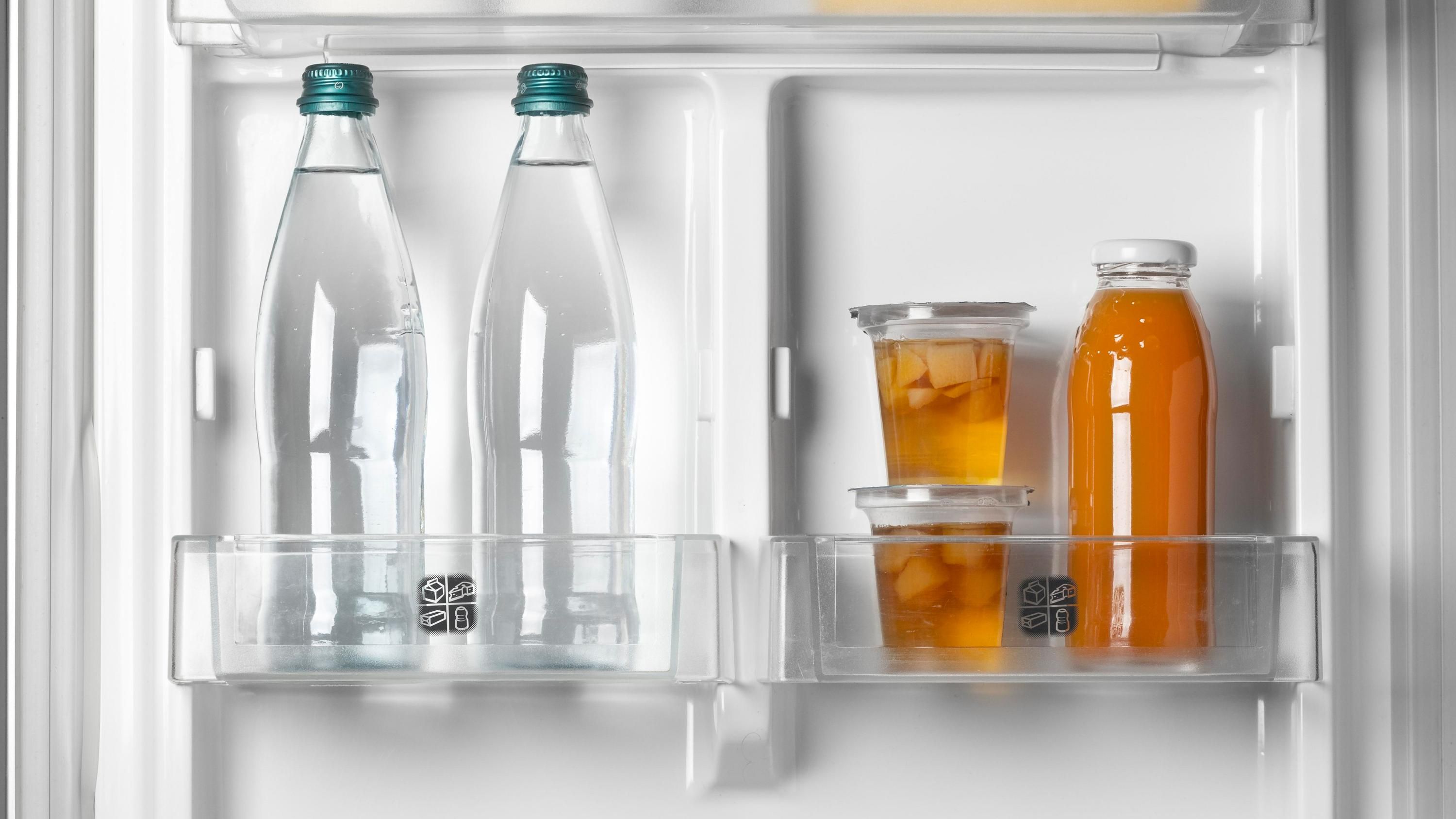 Пляшку можна легко охолодити 